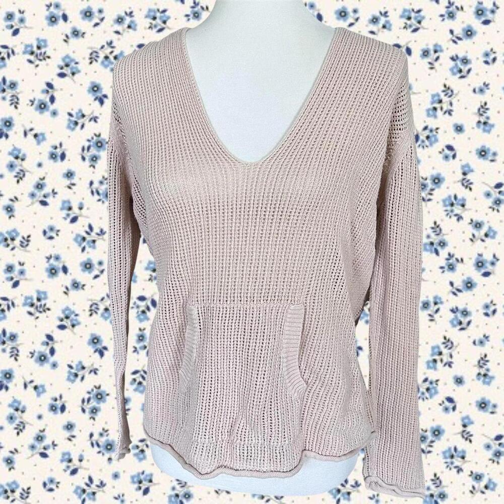 Beachy hooded crochet pullover